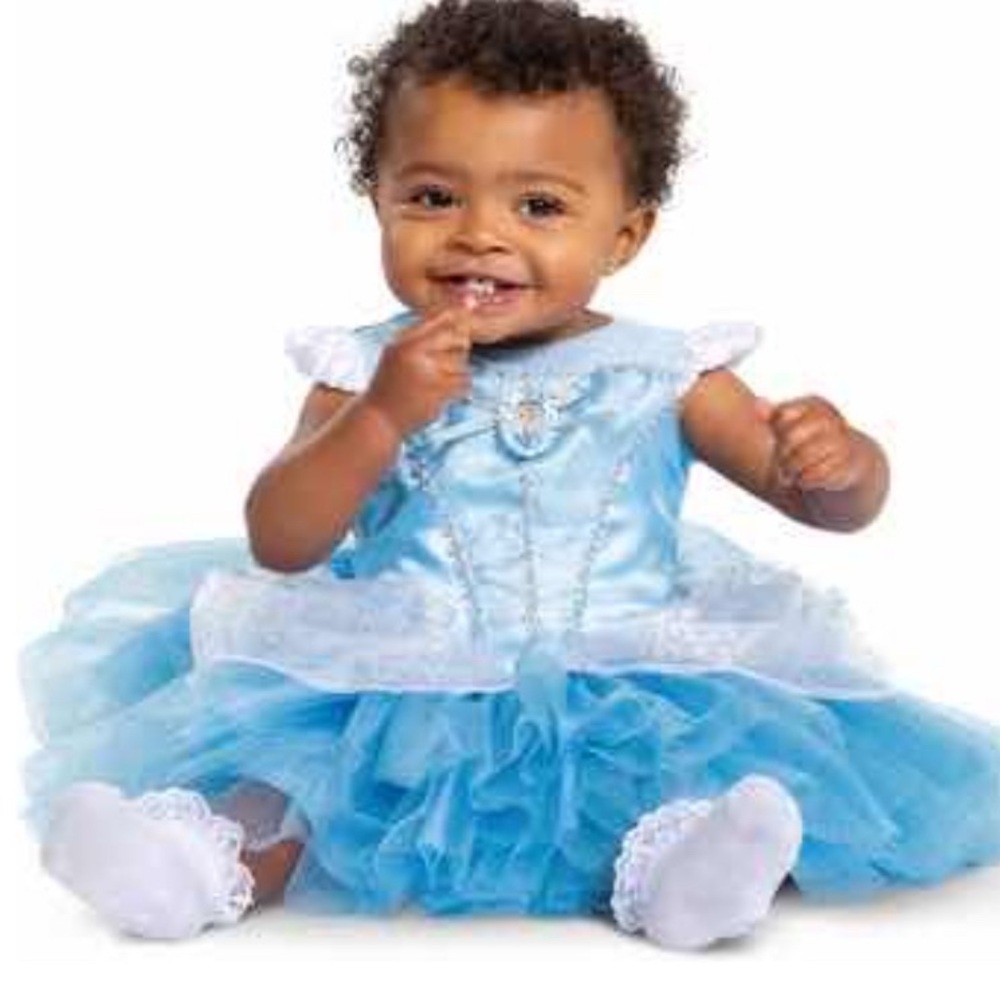 Disney Princess Cinderella Gown - Picture 2 of 3